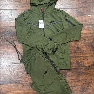 Nike Green Hooded Tracksuit